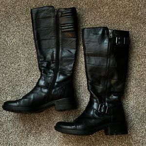Sofft black leather boots